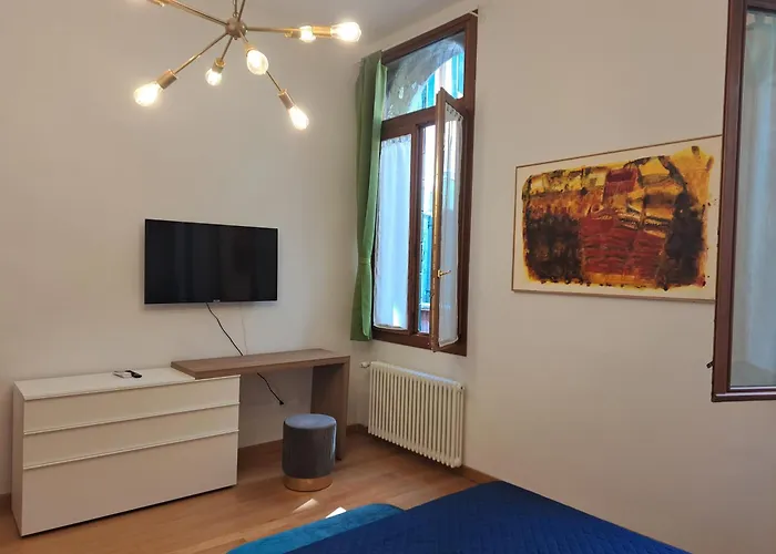 Rialto Bridge Lovely Apartment